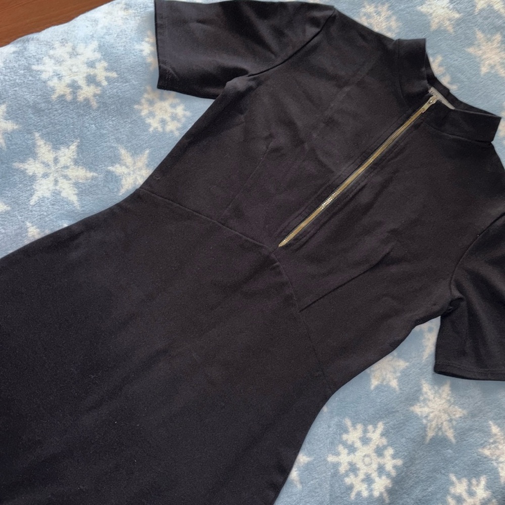Black dress